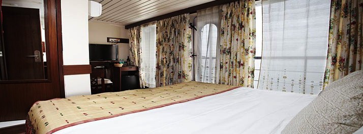 283/M.V. Mahabaahu Brahmaputra River Cruise - Guwahati 08.jpg